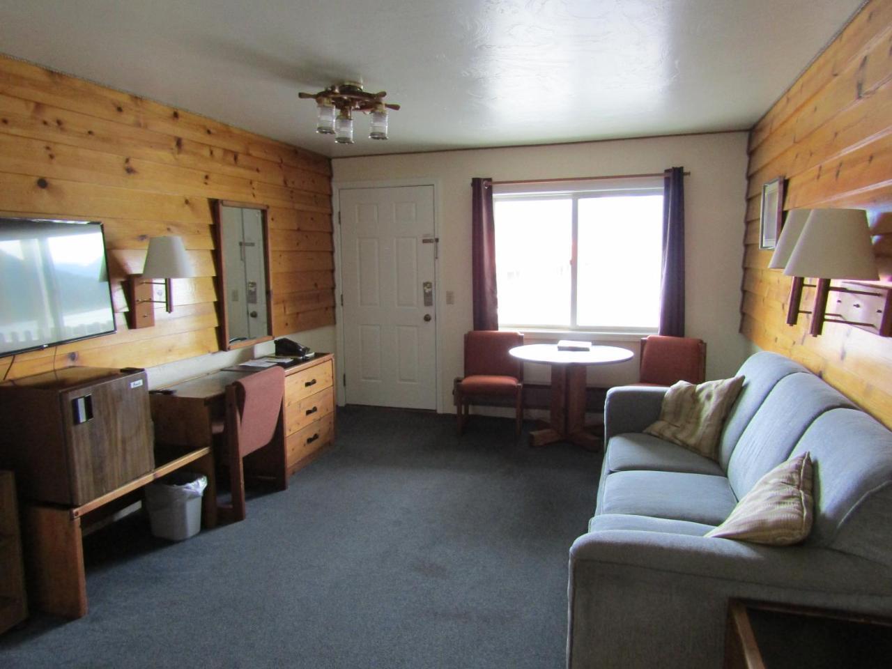 Captain'S Choice Motel Haines Eksteriør billede